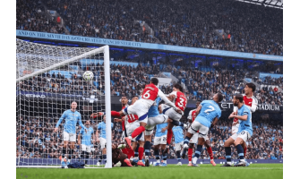 Upea tasapeli Manchester Cityn ja Arsenalin välillä