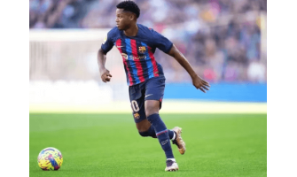 Lahjakkaasta teini-ikäisestä menetettyyn Barcelonaan nro 10