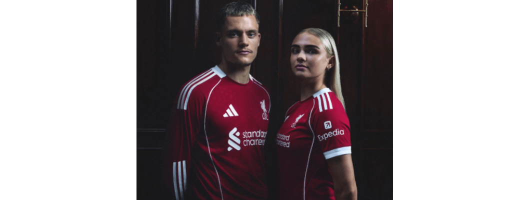 Liverpoolin uusien pelipaitojen myynti rikkoi ennätyksiä Liverpoolin uusien pelipaitojen myynti rikkoi ennätyksiä