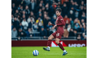 Manchester City voitti niukasti Tottenhamin 1-0, ja VAR-rangaistus aiheutti kiistaa