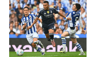 Mbappé loisti, kun 10 miehen Real Madrid varmisti vierasvoiton