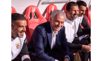 Mourinhon intohimoinen debyytti! Benfica voittaa vieraissa 3-0 Mourinhon intohimoinen debyytti! Benfica voittaa vieraissa 3-0
