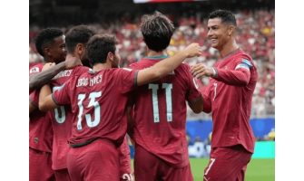 Cristiano Ronaldon kaksi maalia 41-vuotiaana rikkoi uuden ennätyksen